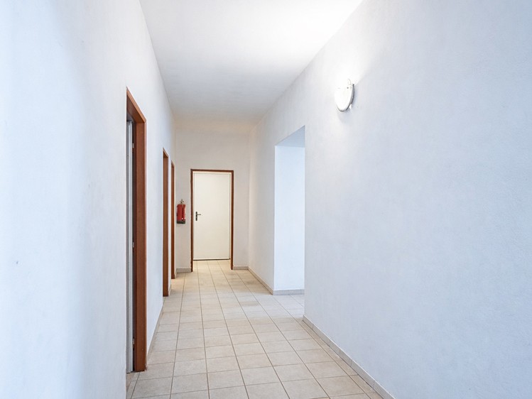 Prodej obchodního prostoru 200 m² - foto 6