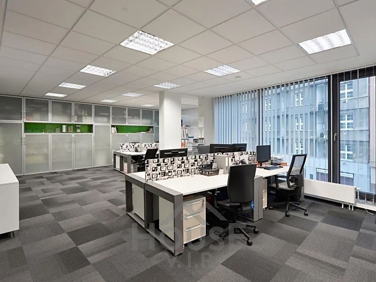 Prodej kanceláře 616 m² - foto 2