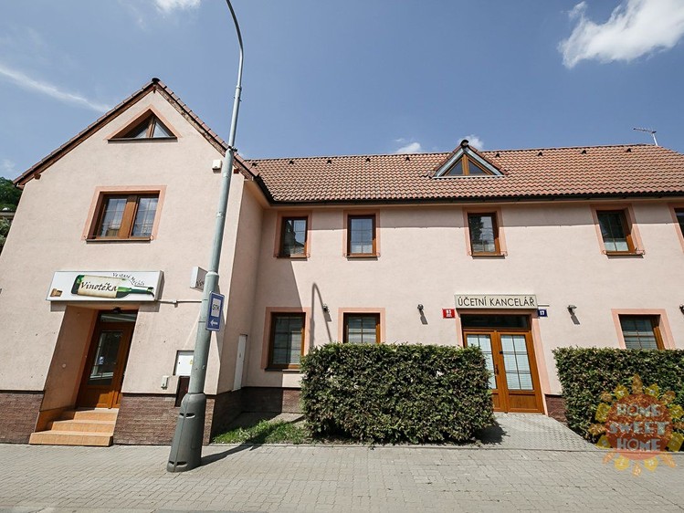 Pronájem kanceláře 60 m² - foto 6