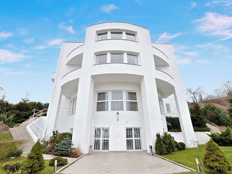 Pronájem kanceláře 839 m² - foto 2