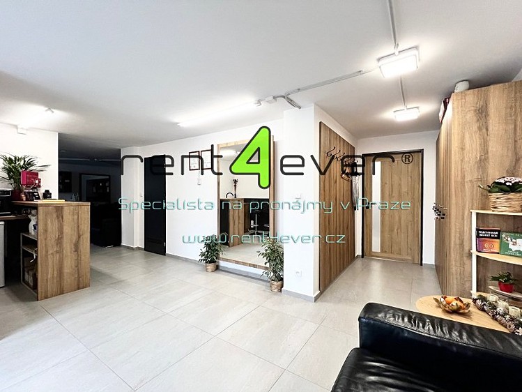 Pronájem obchodního prostoru 50 m² - foto 6
