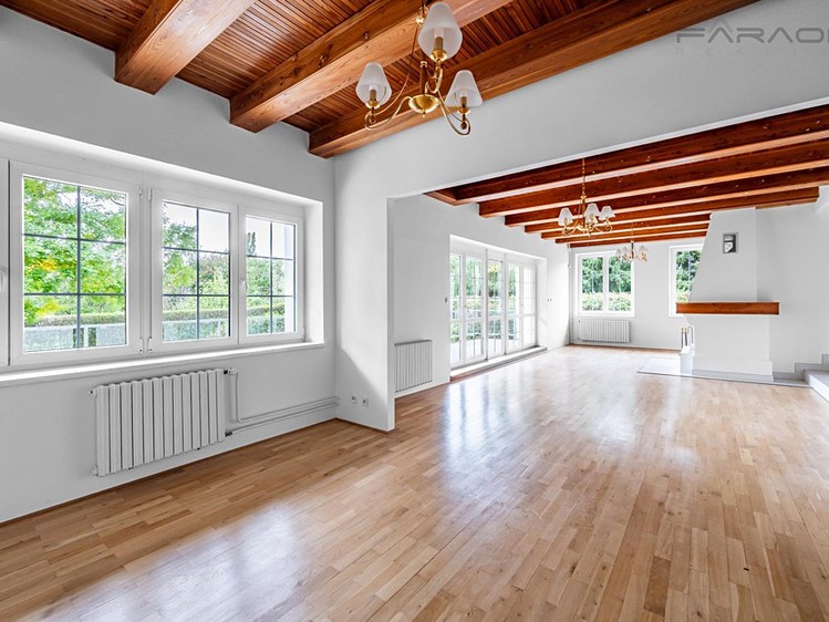 Pronájem kanceláře 350 m² - foto 3