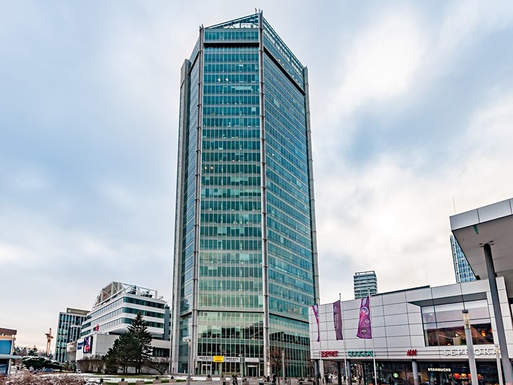 Pronájem kanceláře 266 m² - foto 2