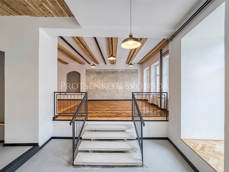 Pronájem kanceláře 127 m² - foto 5