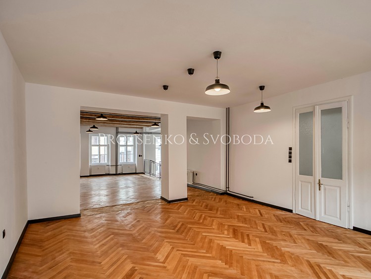 Pronájem obchodního prostoru 127 m² - foto 7