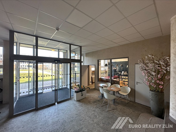 Pronájem restaurace 18 m² - foto 1