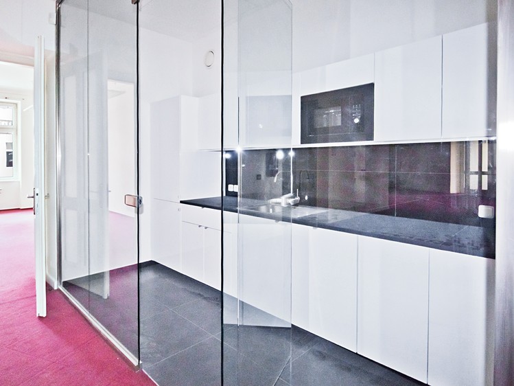Pronájem kanceláře 560 m² - foto 4