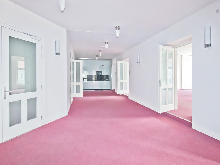 Pronájem kanceláře 560 m² - foto 5