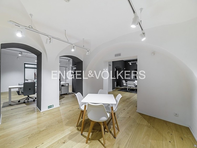 Pronájem obchodního prostoru 98 m² - foto 4