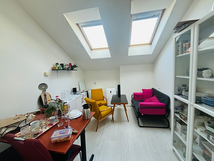 Pronájem kanceláře 85 m² - foto 4