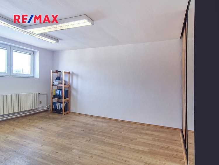 Pronájem kanceláře 32 m² - foto 6
