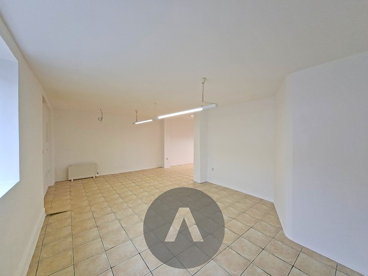 Pronájem obchodního prostoru 70 m² - foto 4