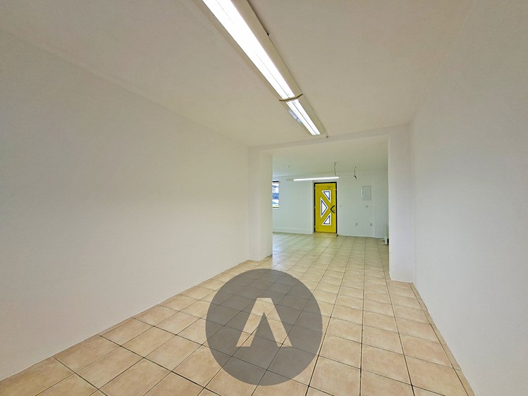 Pronájem obchodního prostoru 70 m² - foto 6