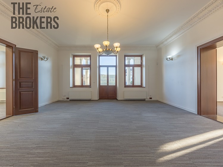 Pronájem kanceláře 230 m² - foto 5