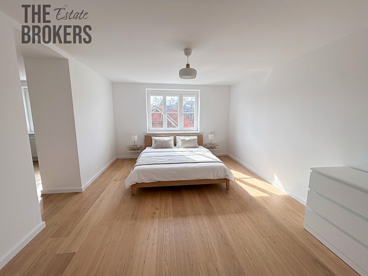 Pronájem kanceláře 370 m² - foto 6