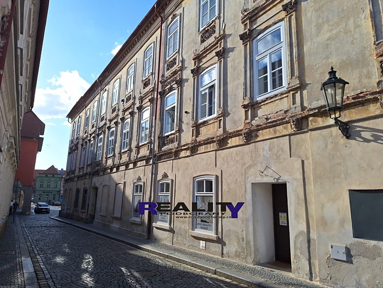 Pronájem obchodního prostoru 145 m² - foto 1
