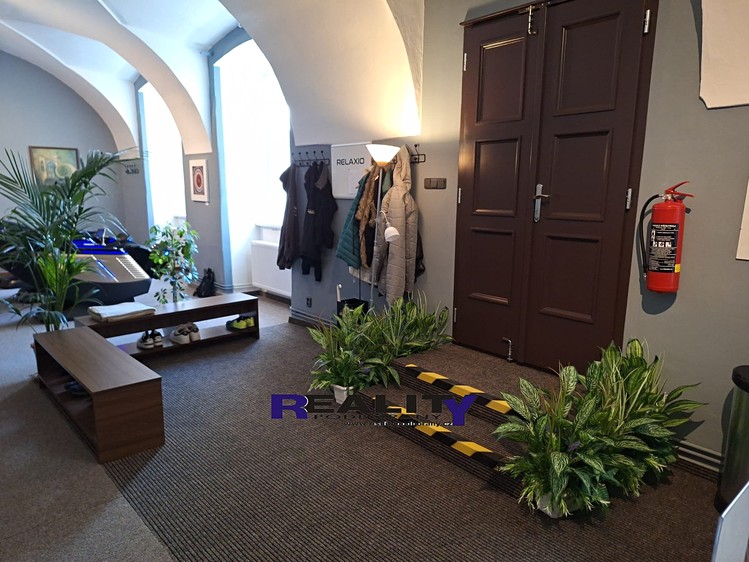 Pronájem obchodního prostoru 145 m² - foto 5