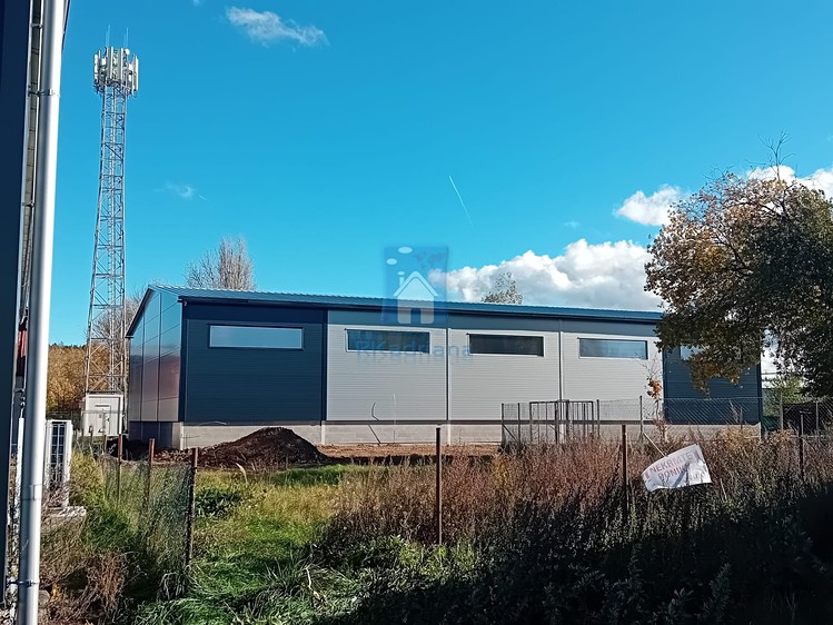 Pronájem skladového prostoru 332 m² - foto 1