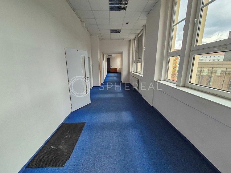 Pronájem kanceláře 285 m² - foto 6