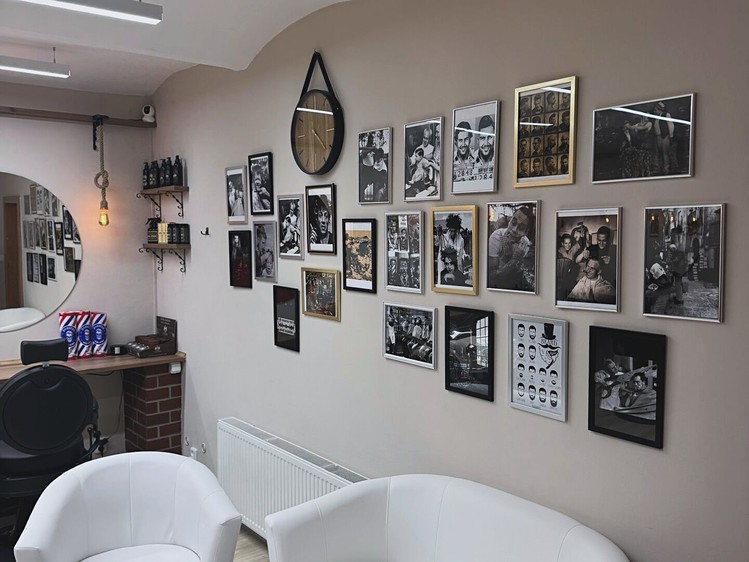 Pronájem obchodního prostoru 57 m² - foto 1