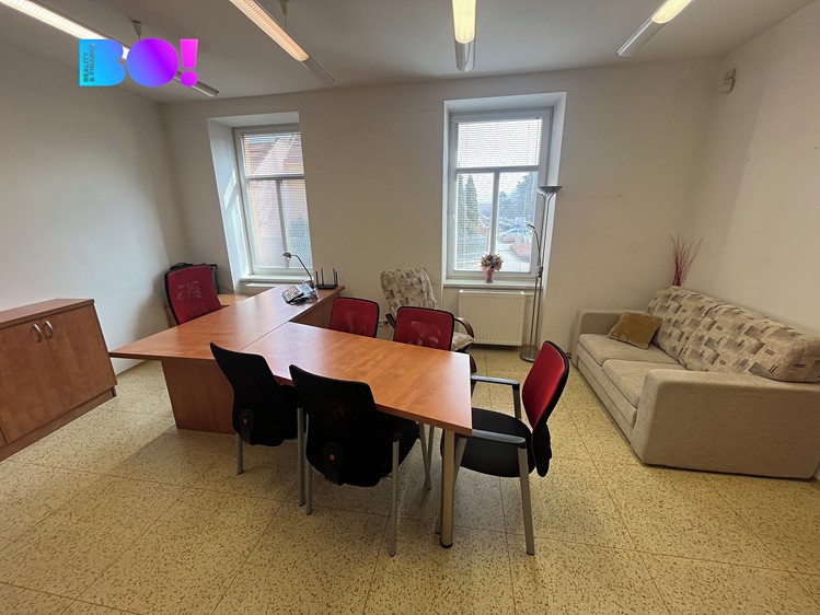 Pronájem kanceláře 65 m² - foto 3