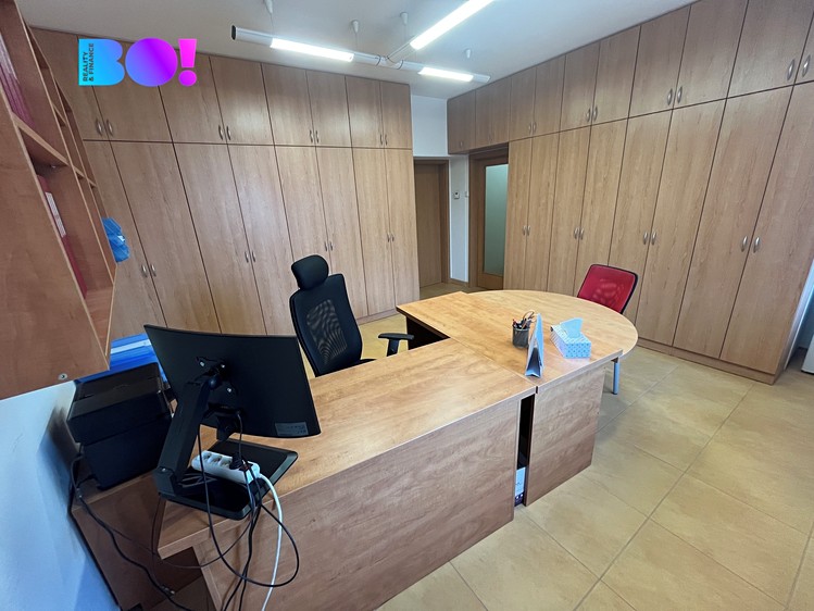 Pronájem kanceláře 65 m² - foto 4