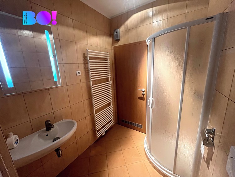Pronájem kanceláře 65 m² - foto 7