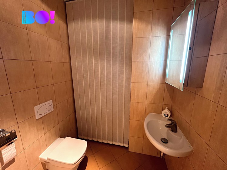 Pronájem kanceláře 65 m² - foto 8