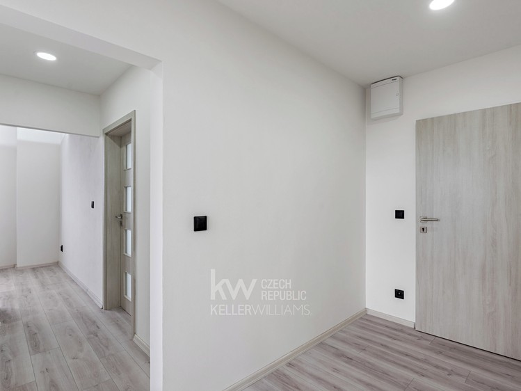 Prodej bytu 2+1 48 m² - foto 5