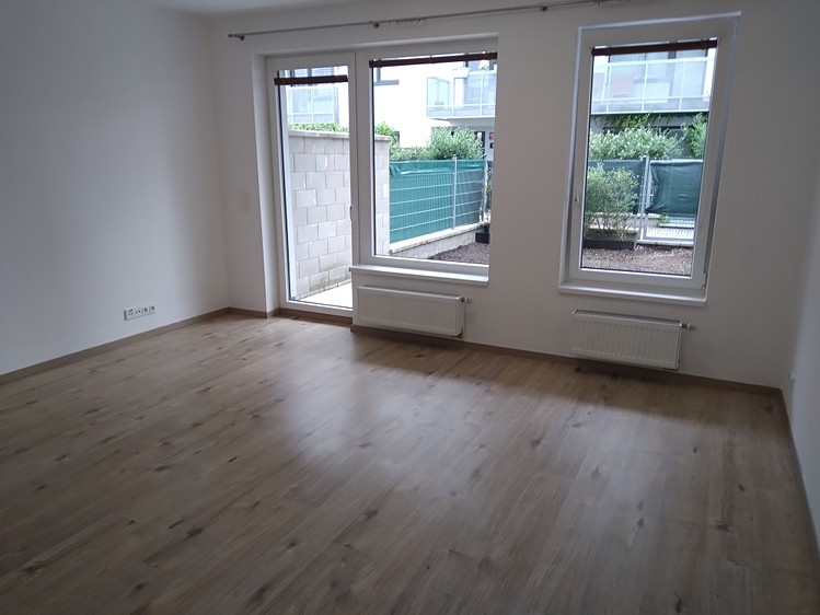 Prodej bytu 1+kk 35 m² - foto 1