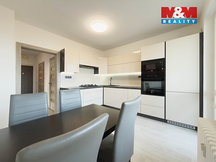 Prodej bytu 3+1 65 m² - foto 2