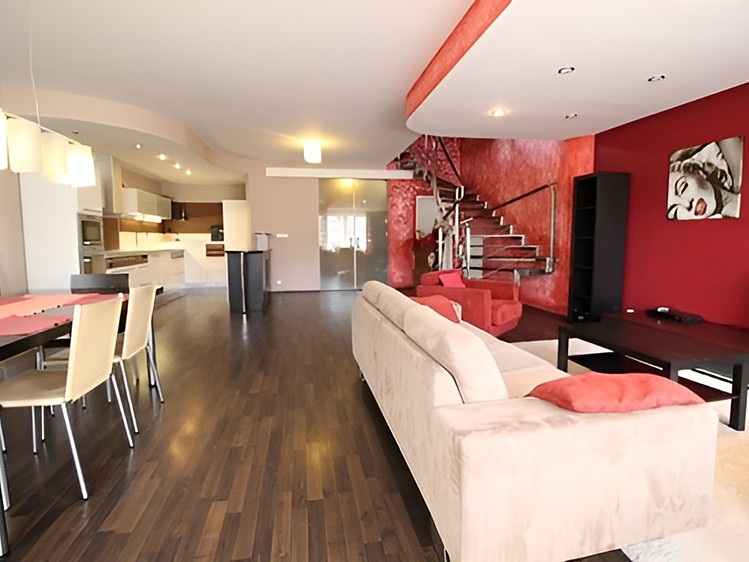 Prodej bytu 3+kk 180 m² (Mezonet) - foto 2