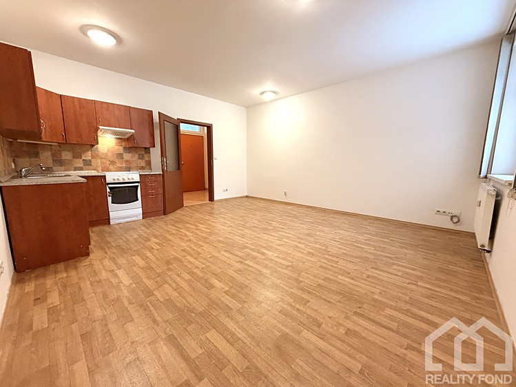 Prodej bytu 1+kk 32 m² - foto 3