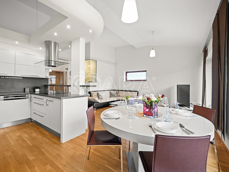 Prodej bytu 4+kk 94 m² - foto 4