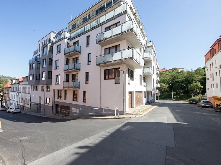Prodej bytu 1+kk 30 m² - foto 1