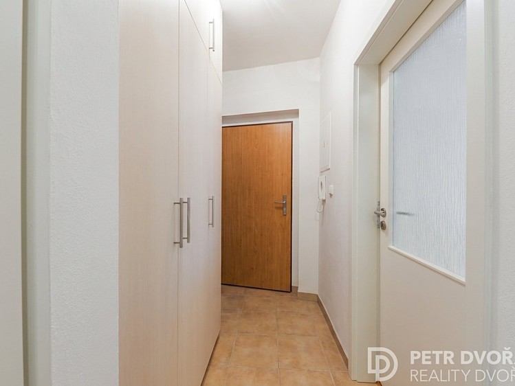 Prodej bytu 1+kk 30 m² - foto 6