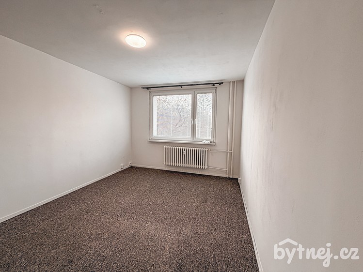 Pronájem bytu 3+1 61 m² - foto 5