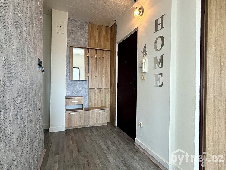 Pronájem bytu 3+1 72 m² - foto 5