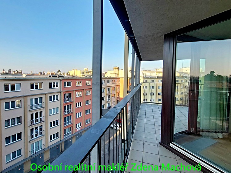 Pronájem bytu 1+kk 38 m² - foto 6