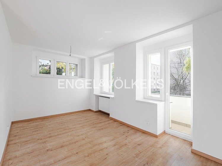 Pronájem bytu 3+kk 79 m² - foto 2