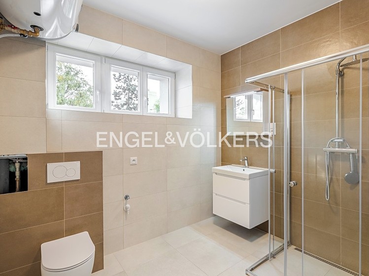 Pronájem bytu 3+kk 79 m² - foto 5