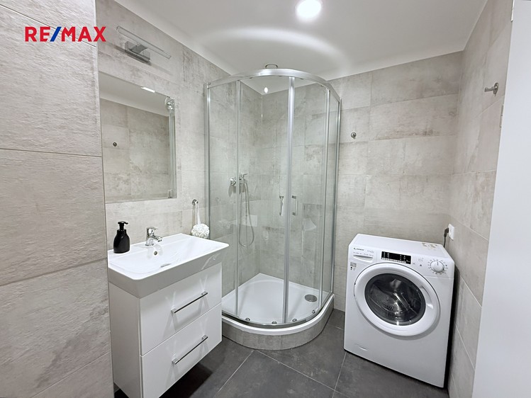 Pronájem bytu 1+kk 32 m² - foto 8
