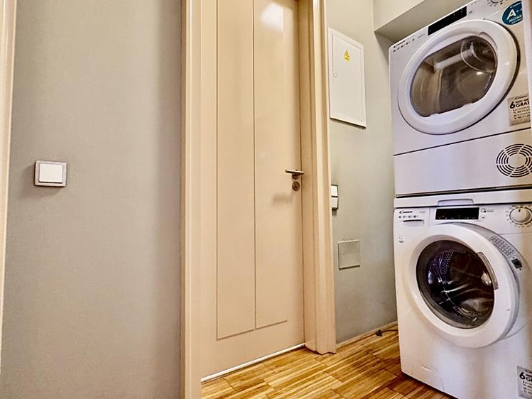 Pronájem bytu 2+kk 65 m² - foto 5