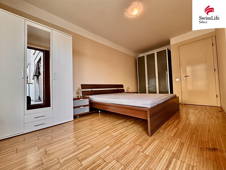 Pronájem bytu 2+kk 65 m² - foto 8