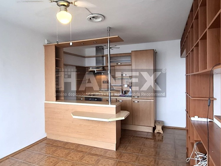 Pronájem bytu 2+kk 33 m² - foto 3