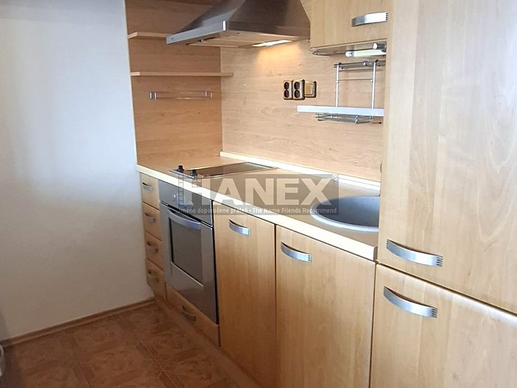 Pronájem bytu 2+kk 33 m² - foto 4