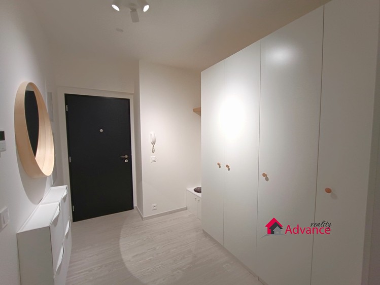 Pronájem bytu 2+kk 54 m² (Jednopodlažní) - foto 8