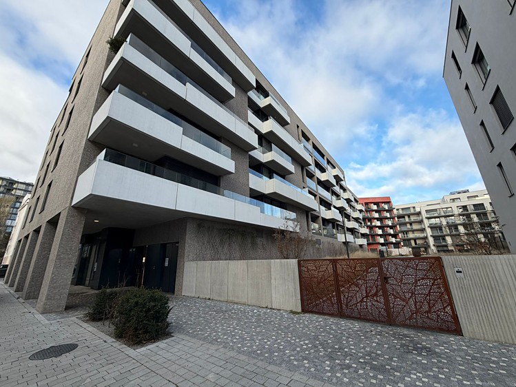 Pronájem bytu 1+kk 38 m² - foto 2