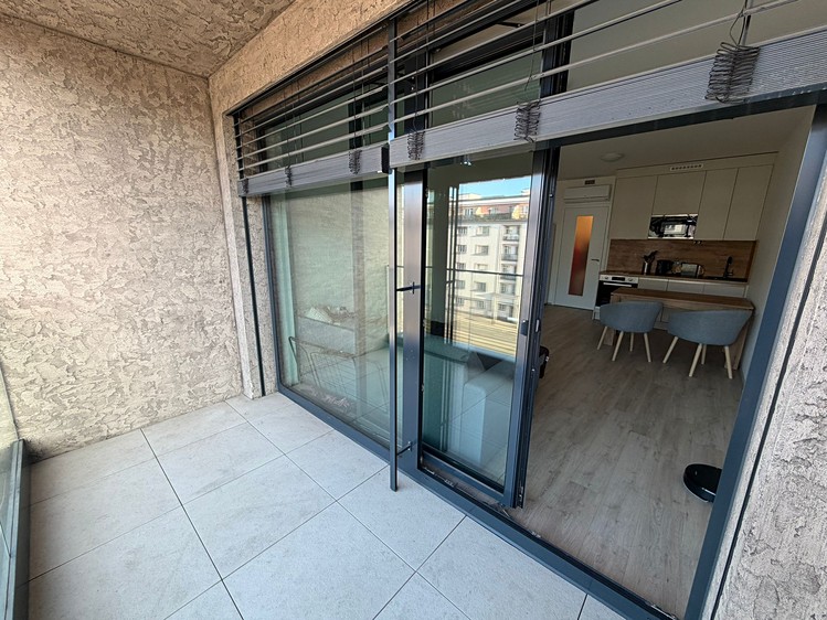 Pronájem bytu 1+kk 38 m² - foto 3