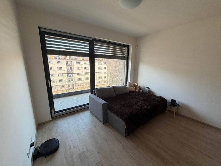 Pronájem bytu 1+kk 38 m² - foto 7